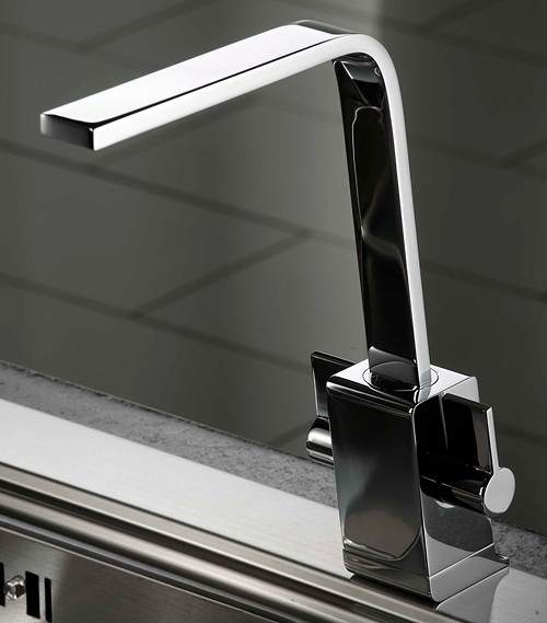 Abode Verso Kitchen Tap With Swivel Spout AT1189 (Chrome).