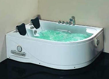 Crown Corner Whirlpool Bath. 1800x1200mm (Right Handed).