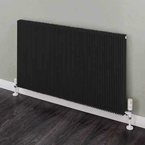 EcoHeat Hadlow Horizontal Aluminium Radiator 526x1120 (Black).