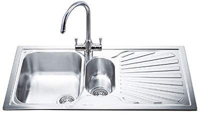 Smeg Sinks 1.5 Bowl Stainless Steel Kitchen Sink With Right Hand Drainer.