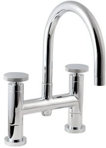 Ultra Reno Bath filler with swivel spout.