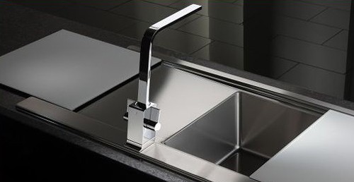 Example image of Abode Verso Kitchen Tap With Swivel Spout AT1189 (Chrome).