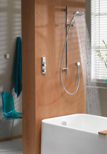 Example image of Aqualisa HiQu Digital Dual Shower / Bath Valve With Remote Control (HP, Combi).