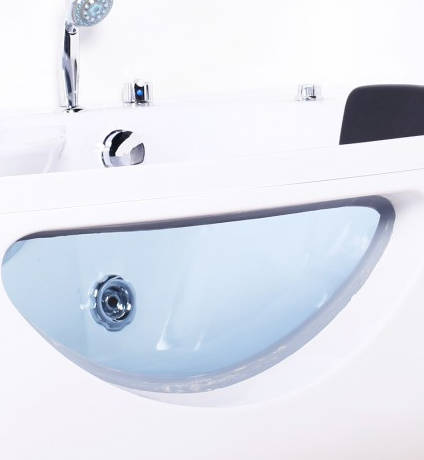 Example image of Crown Straight Whirlpool Bath With Panels. 1500x860mm.