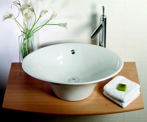 Example image of Lecico Bowls Fluted Free-Standing Bowl with no tap holes. 610x375x170mm