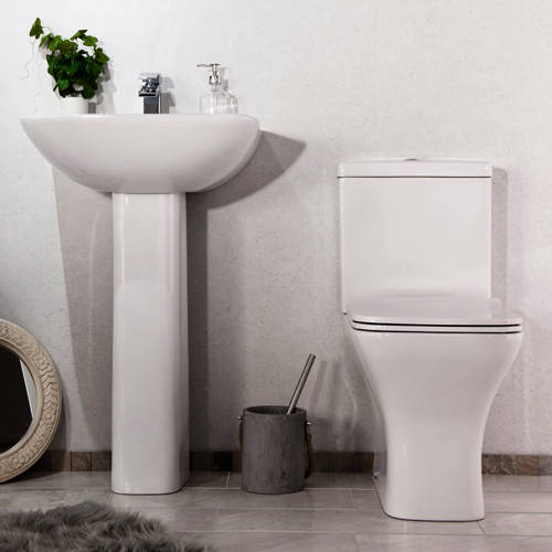 Larger image of Oxford Fair Bathroom Suite With Toilet, Slimline Seat, Basin & Pedestal.