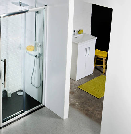 Example image of Oxford 1200mm Sliding Shower Door With 8mm Thick Glass (Chrome).