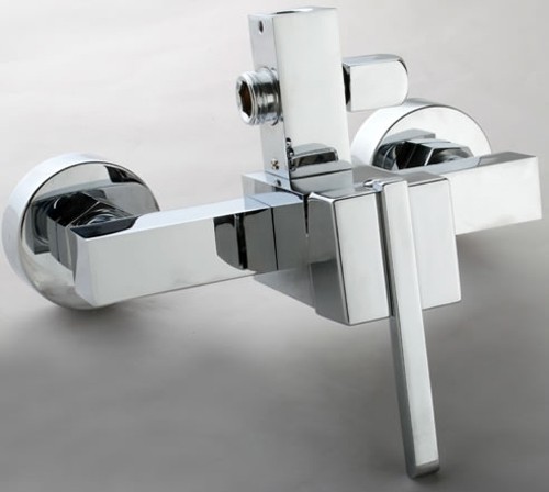 Example image of Hydra Showers Manual Shower Set With Valve, Riser & Shower Head.