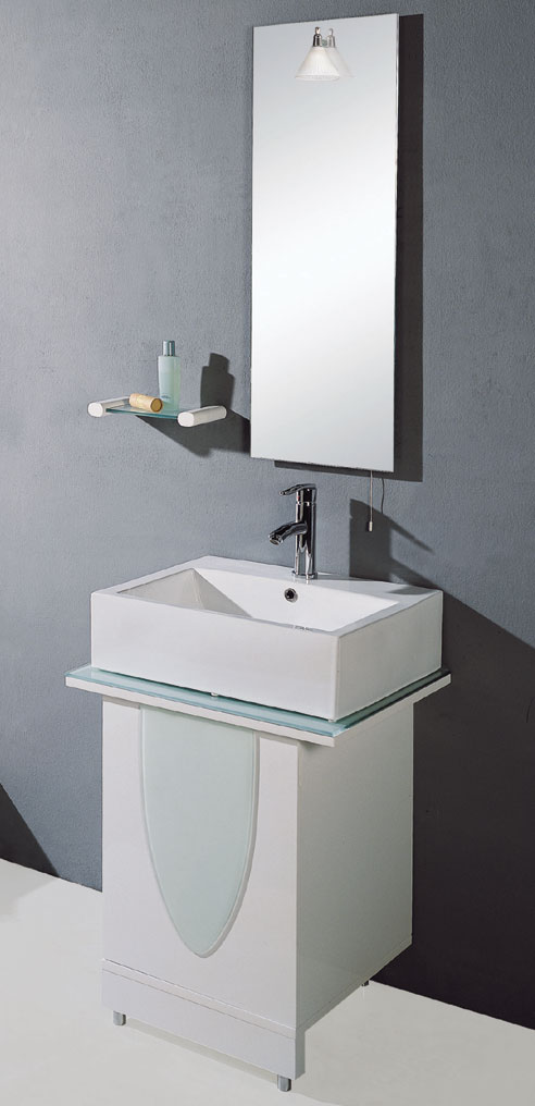 Larger image of Lucy Didcot 600mm white vanity unit / washstand set.