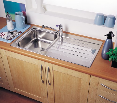 Example image of Leisure Sinks Seattle 1.0 bowl stainless steel kitchen sink. Reversible.