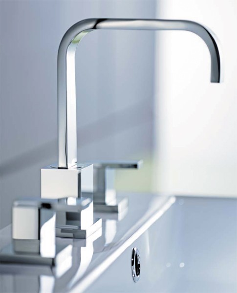 Example image of Mayfair Flow 3 Tap Hole Basin Mixer Tap With Click-Clack Waste (Chrome).