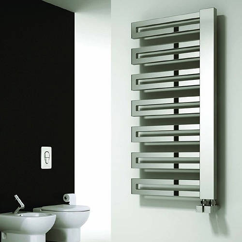 Larger image of Reina Radiators Ginosa Towel Radiator (Chrome). 1000x500mm.