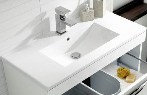 Example image of Hudson Reed Memoir 600 Wall Hung Vanity Unit & 120 Basin (White).