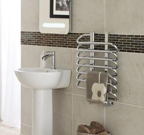 Example image of Hudson Reed Finesse Twisted Towel Radiator. 610x500 (Chrome).