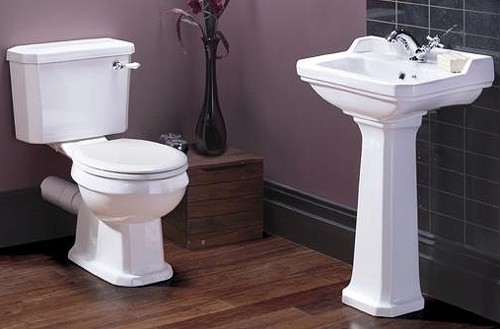 Larger image of Ultra Lewiston Traditional Close Coupled Toilet With Basin & Full Pedestal.