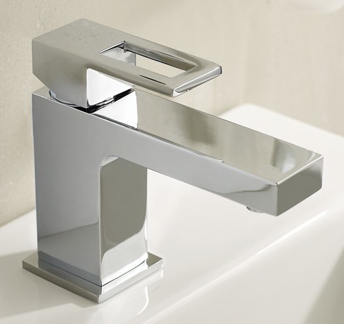 Example image of Hudson Reed Logo Mono Basin Mixer Tap With Push Button Waste (Chrome).